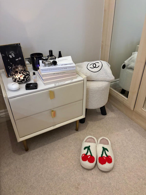 Big cherry slippers